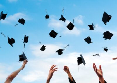 απόφοιτοι-alumni-keele university